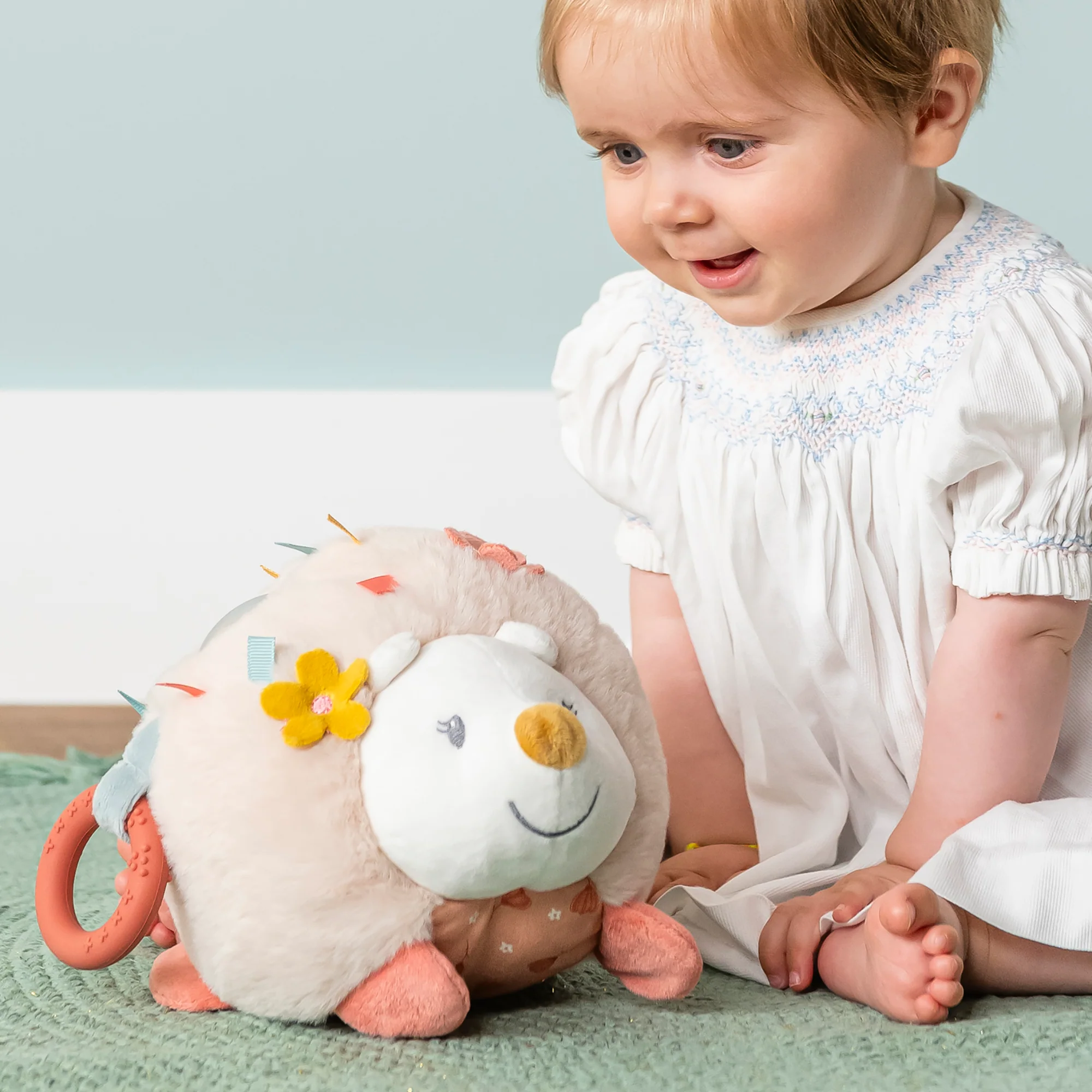 Activity Cuddly Hedgehog Zoe - Image 4