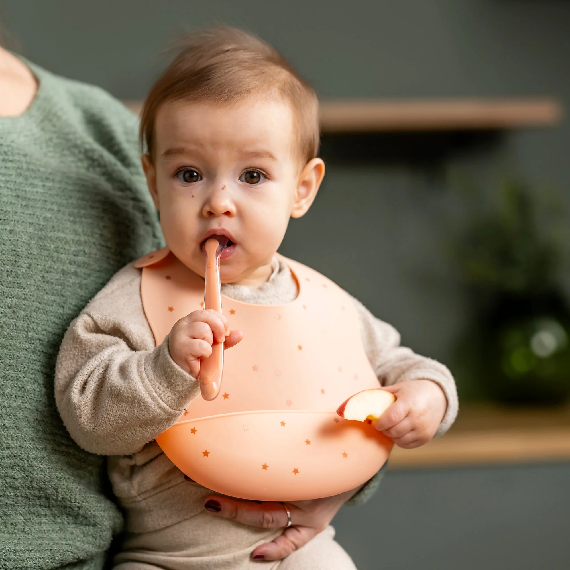 Bib with Drip Tray SILICONE - Image 9
