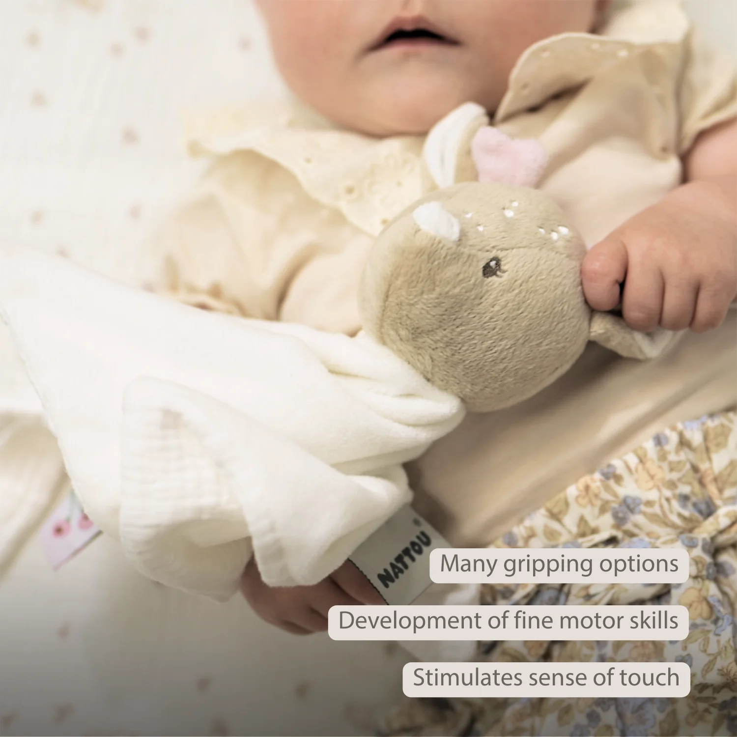 FanFan Baby Cuddly blanket - 27 x 27 cm - Doudou deer - Off White - Image 27