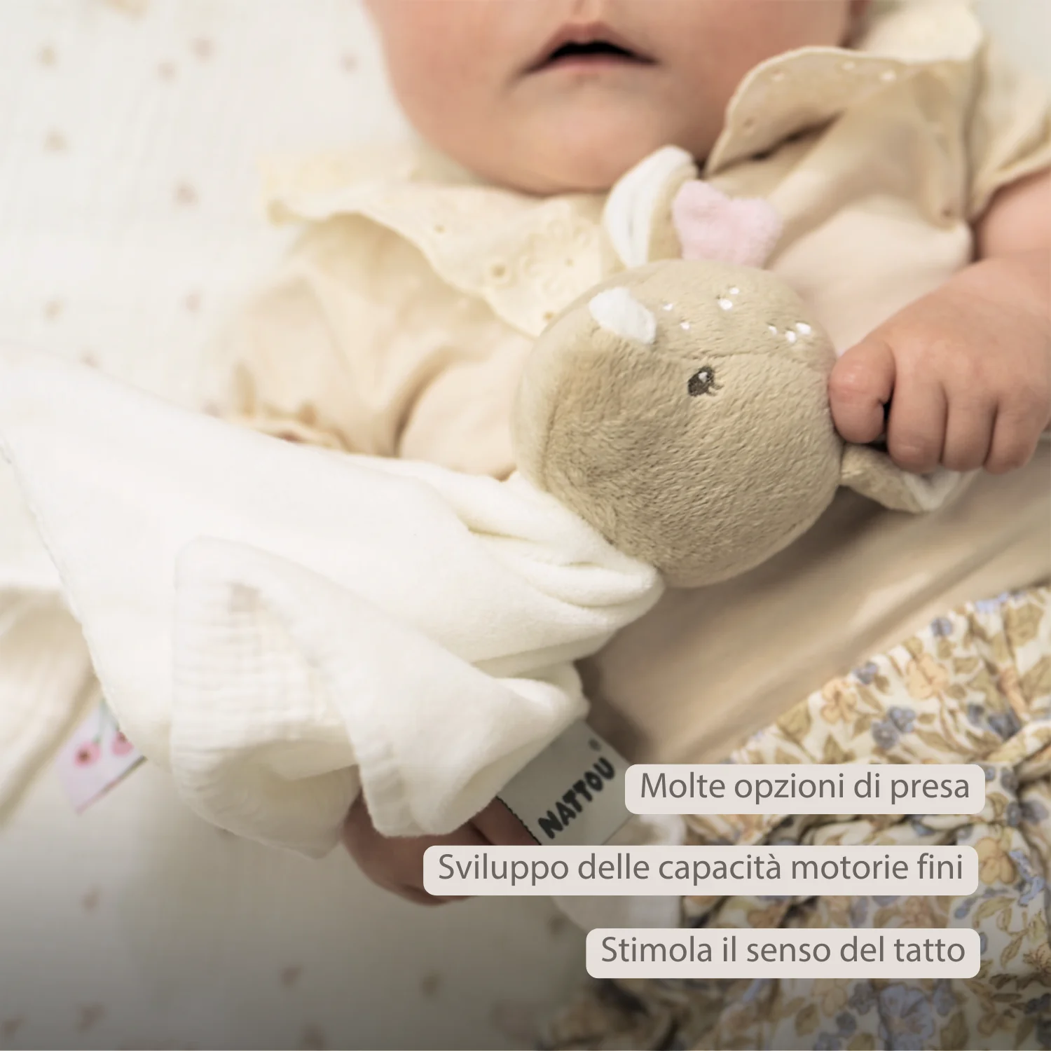 FanFan Baby Cuddly blanket - 27 x 27 cm - Doudou deer - Off White - Image 9