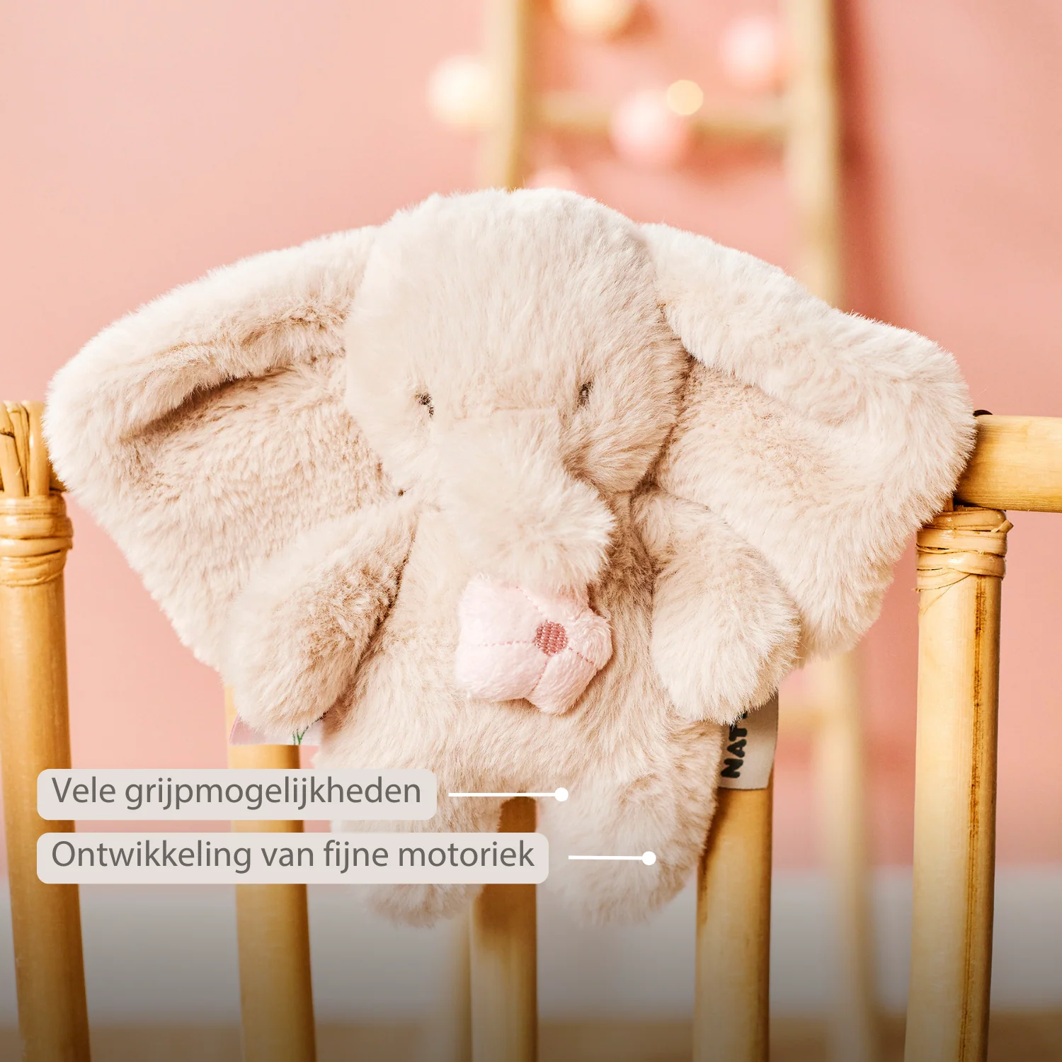 FanFan Musical Cuddle Toy Elephant - 20 cm - Soft Plush with Music - Sand - Image 24