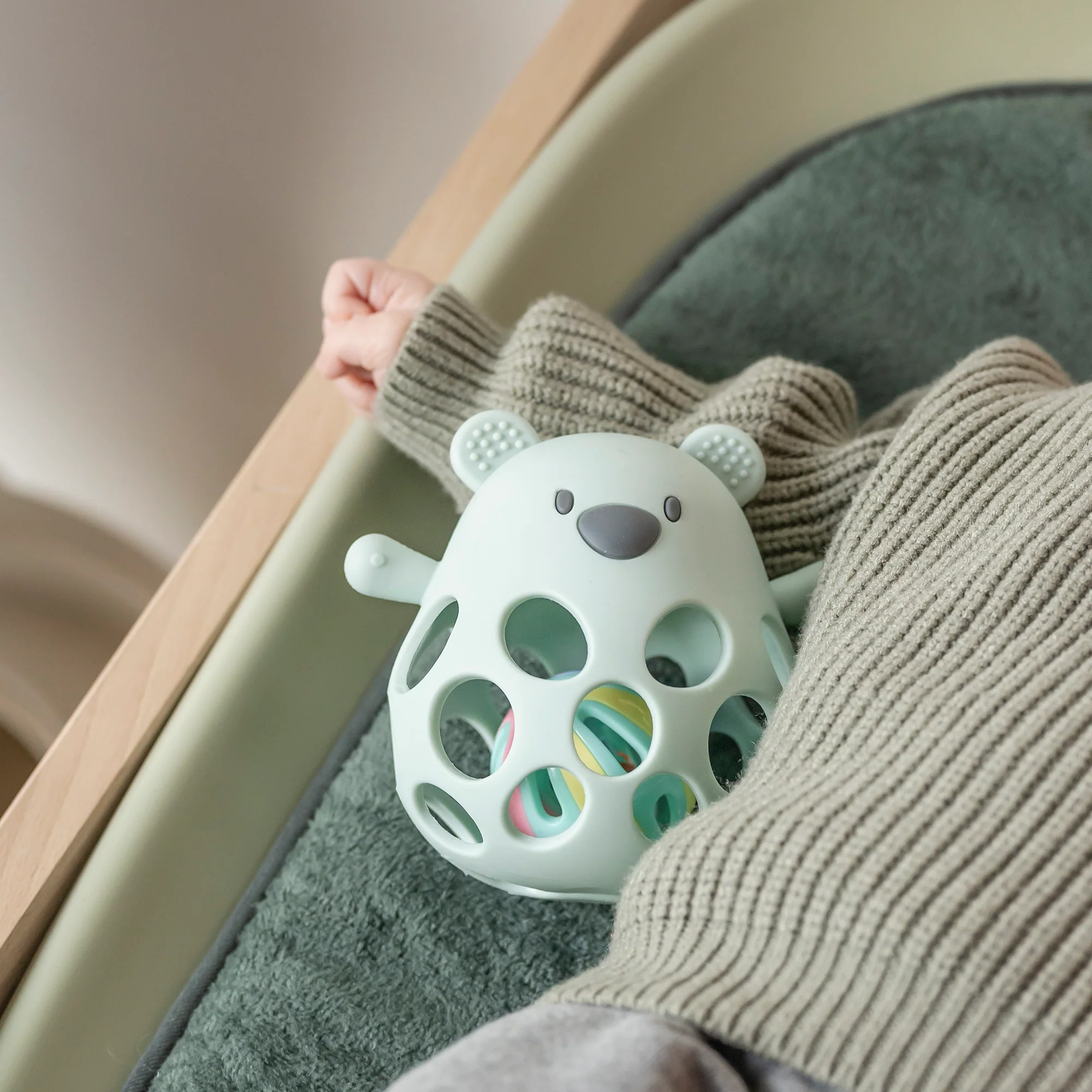 Rattle with ball Bear SILICONE - Image 8
