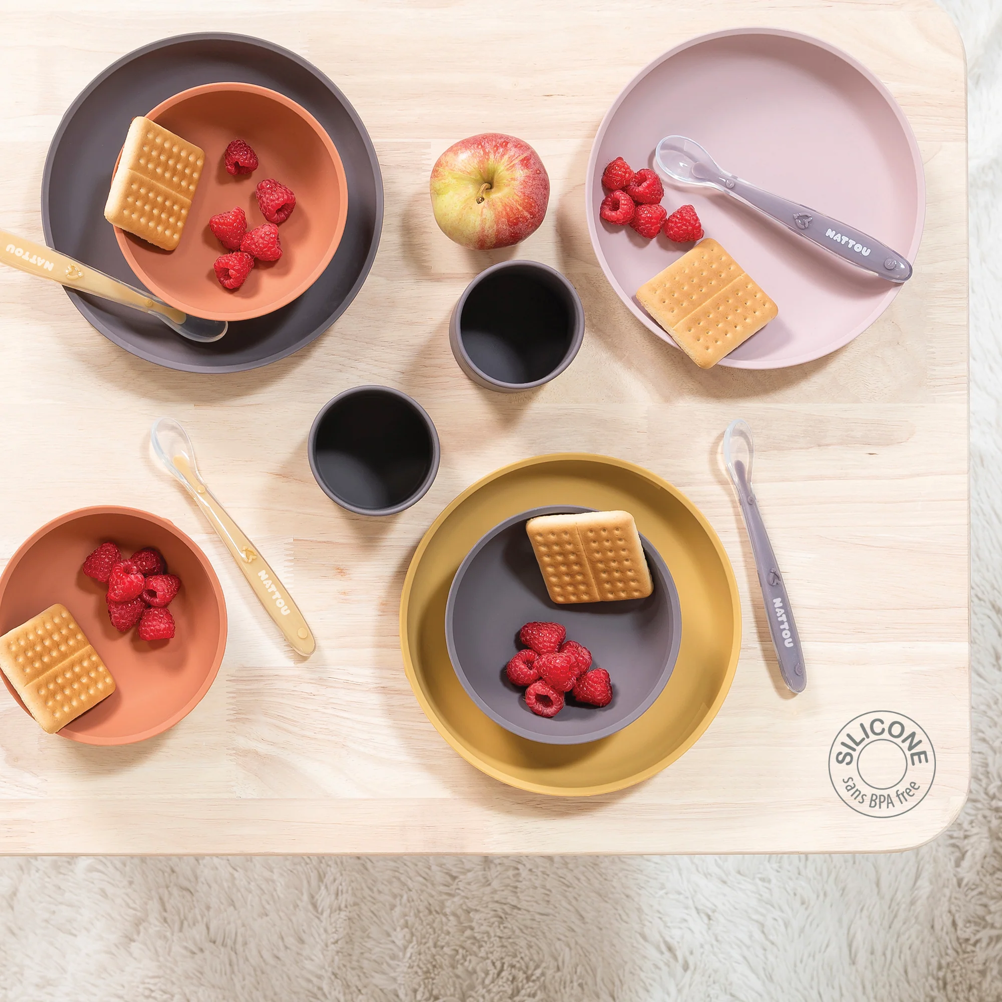 Silicone children’s tableware – 4-piece baby tableware – Pink and Aubergine - Image 7